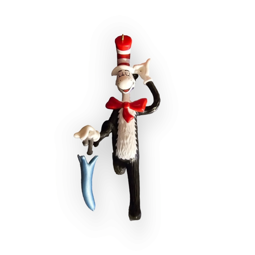 Hallmark "The Cat‎ arrives" ornament